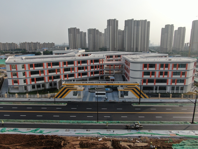 南京信息工程大学隶属实验小学（晓山西路校区）